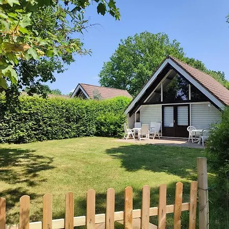 度假居 Vrijstaande Recreatiebungalow Met Slaapvide *