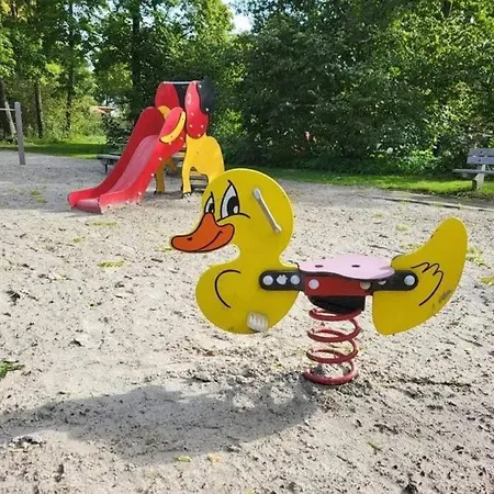 Vrijstaande Recreatiebungalow Met Slaapvide