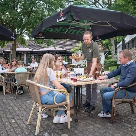 Vrijstaande Recreatiebungalow Met Slaapvide Posterholt