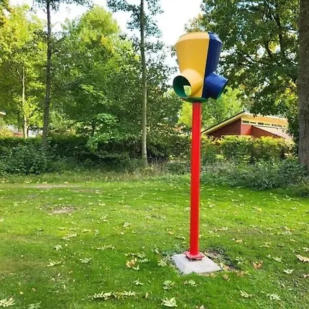 Dom wakacyjny Vrijstaande Recreatiebungalow Met Slaapvide *